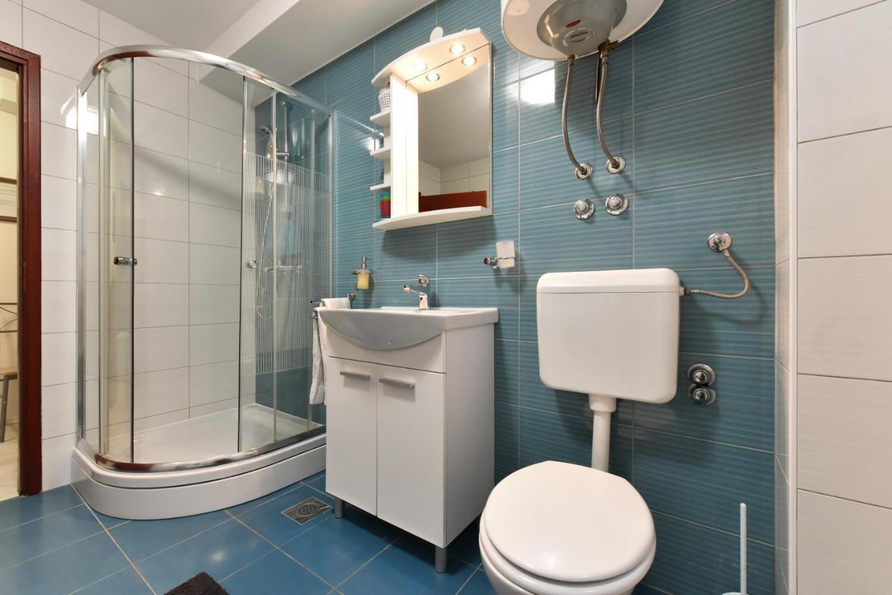 Lovely Apartment In The Groundfloor Zára Kültér fotó